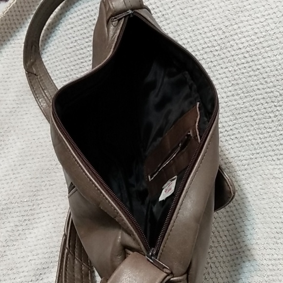 LEATHER SLING BAG - Picture 8 of 10